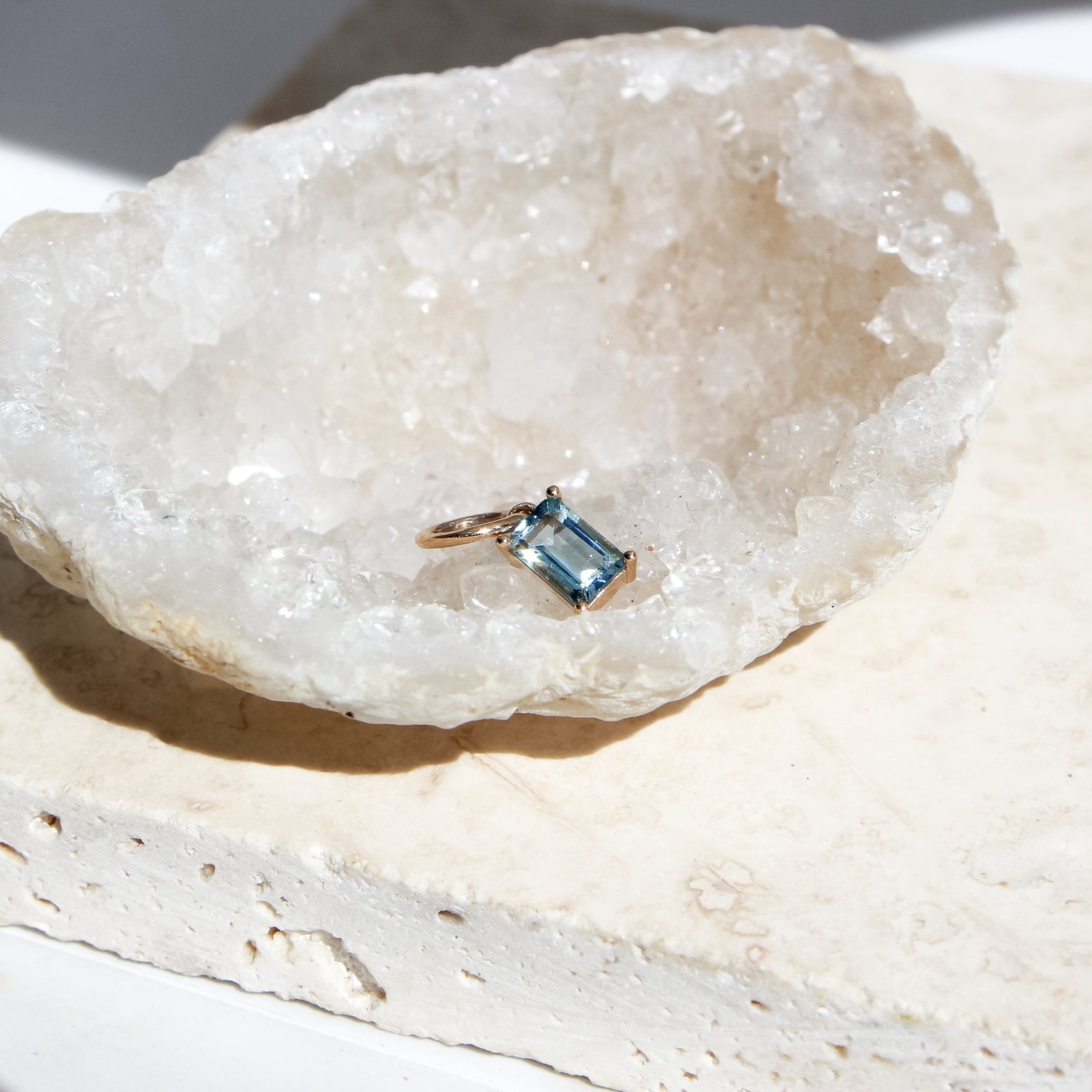 Aqua Pendant