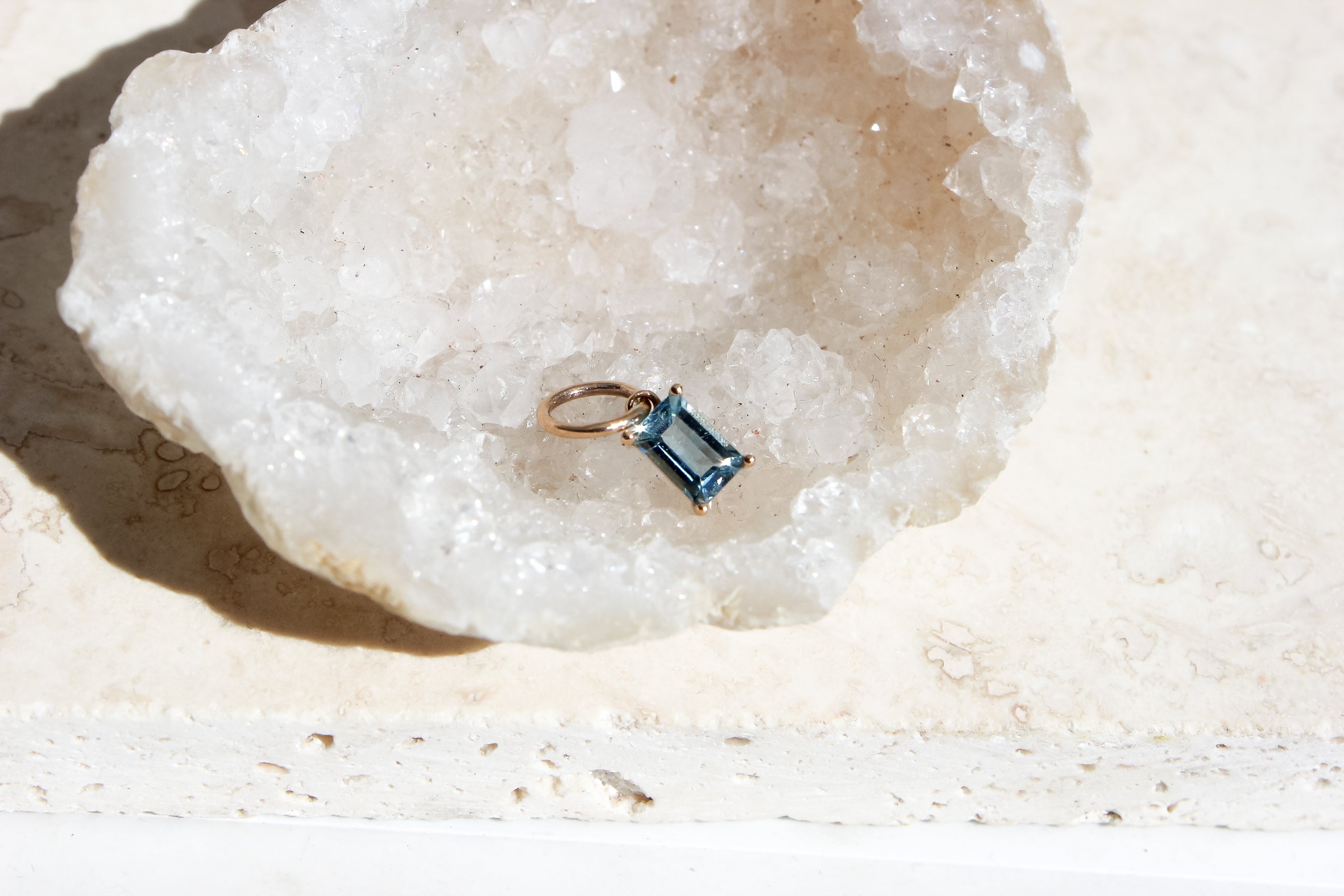 Aqua Pendant
