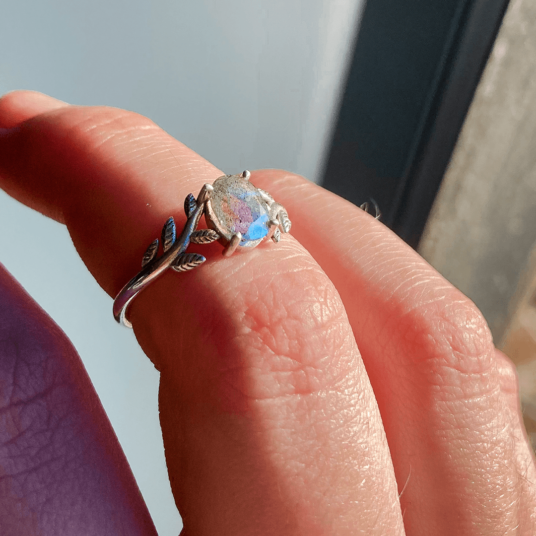 Arwen - Labradorite - Indigo Finery