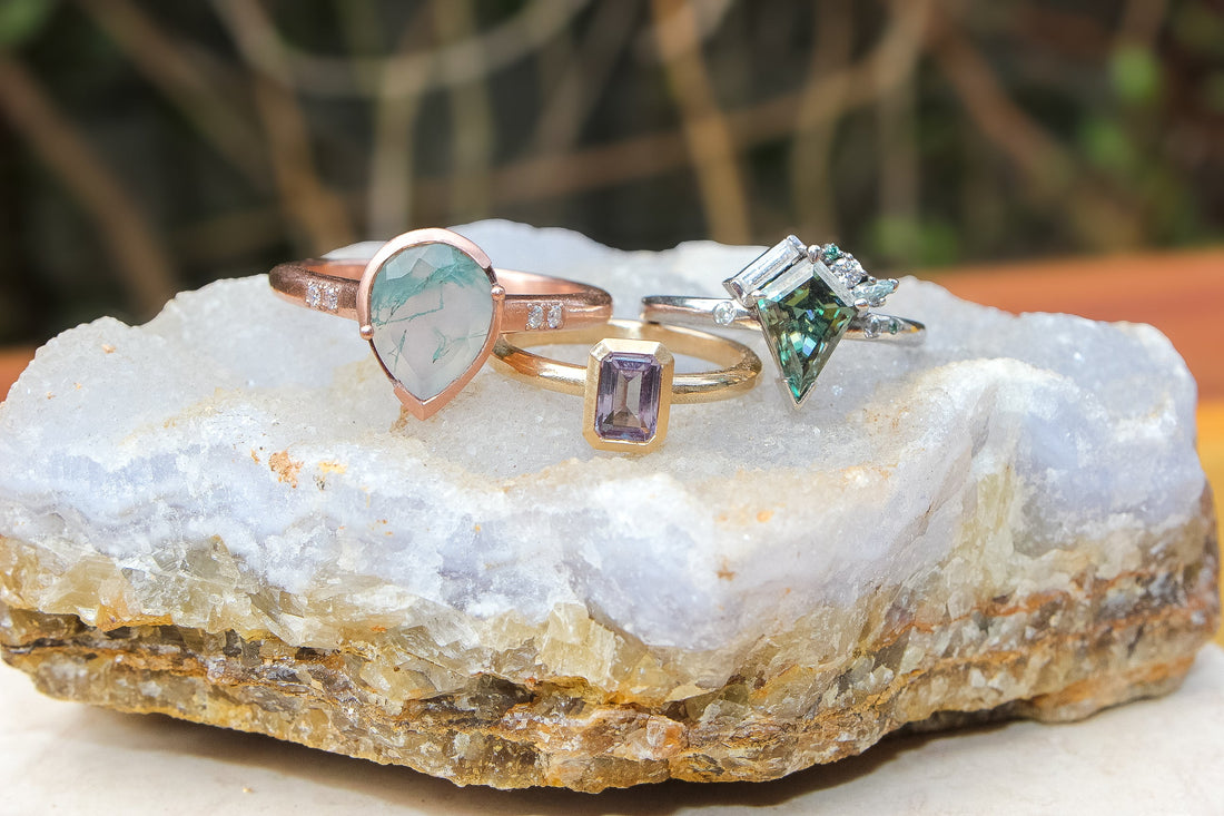 Metal Magic: Choosing Between Gold & Silver for Your Jewellery.