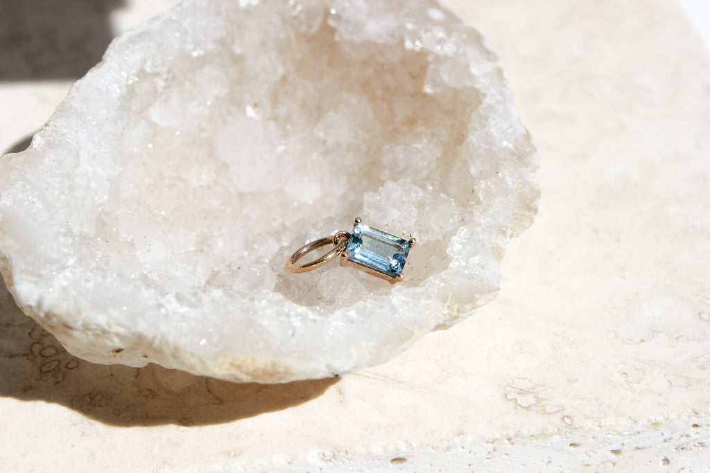 Aqua Pendant