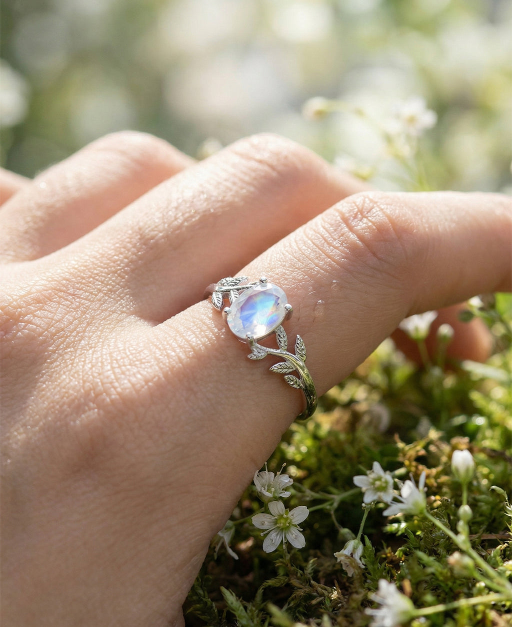 Arwen - Moonstone