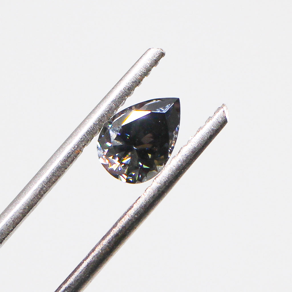 Elli - Grey Moissanite