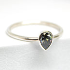 Elli - Grey Moissanite