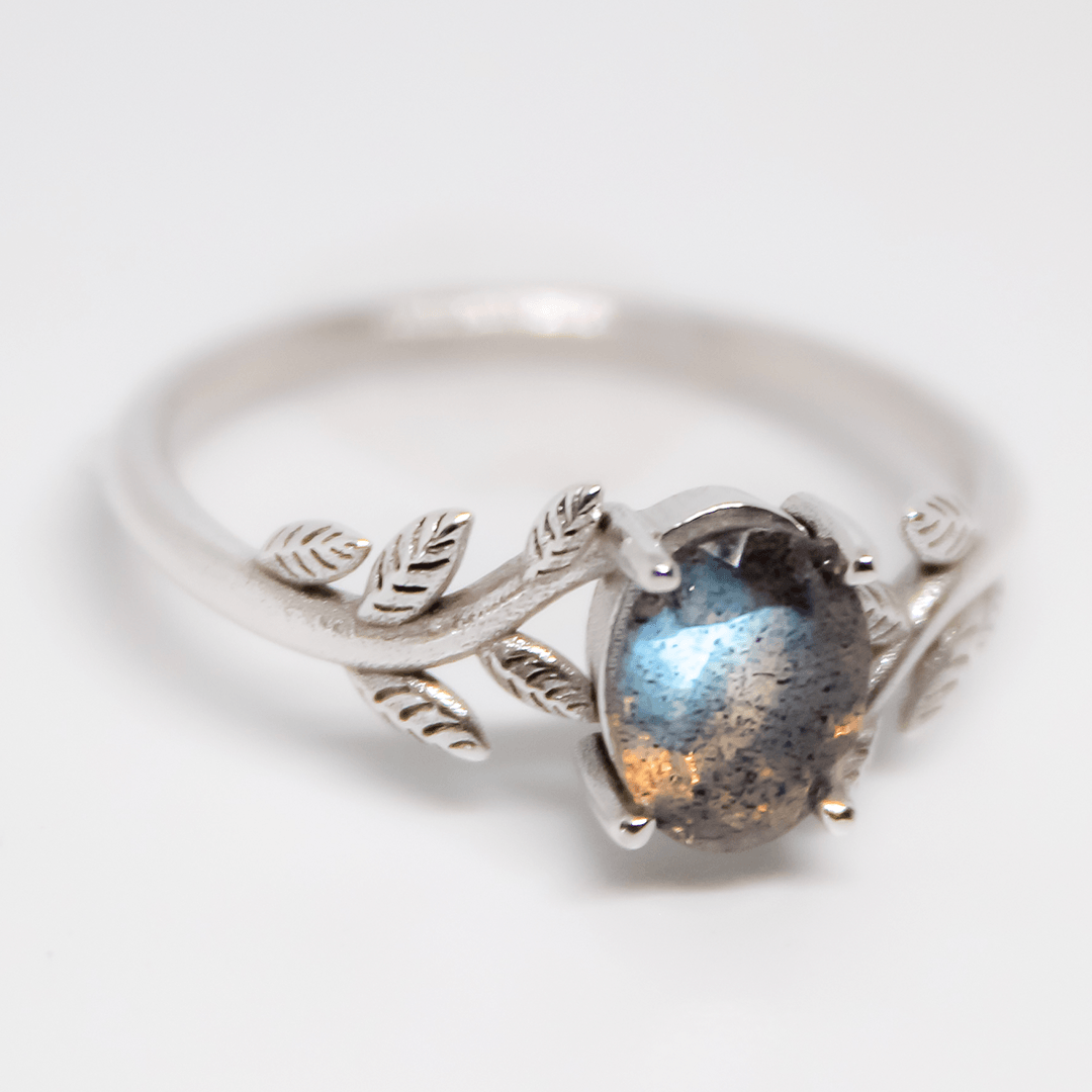 Arwen - Labradorite - Indigo Finery